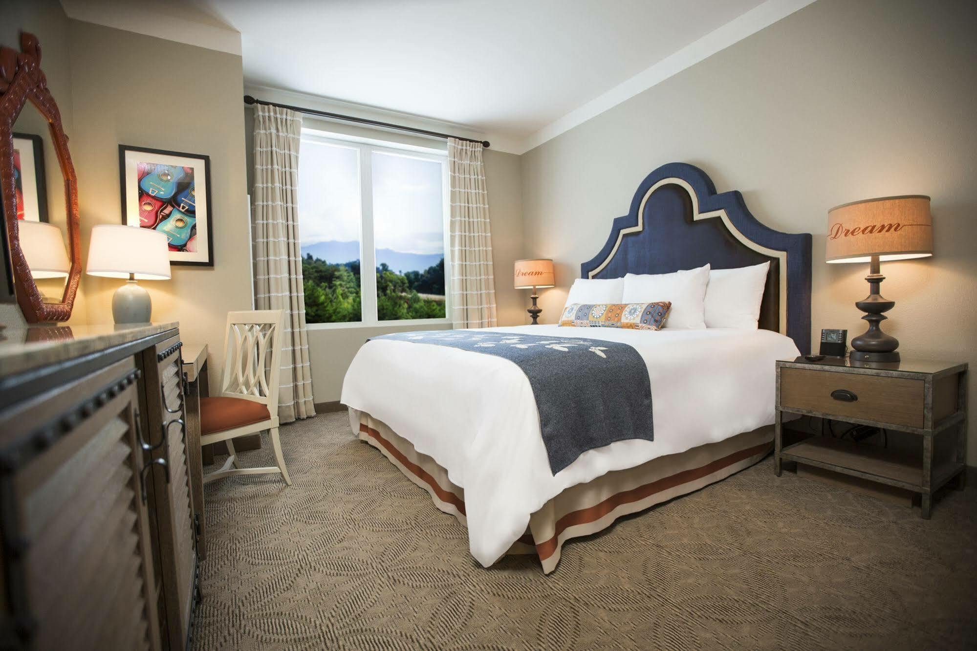 פיג'ן פורג' Dollywood'S Dreammore Resort And Spa מראה חיצוני תמונה